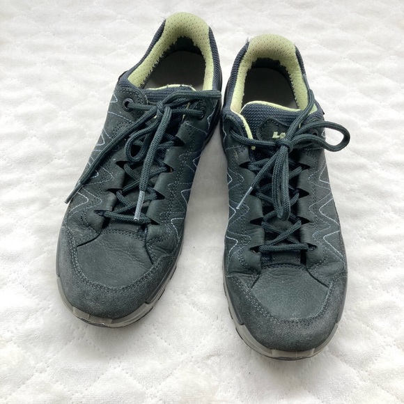 Women’s Lowa Toro Evo GTX Lo Hiking Sneakers - Picture 10 of 13